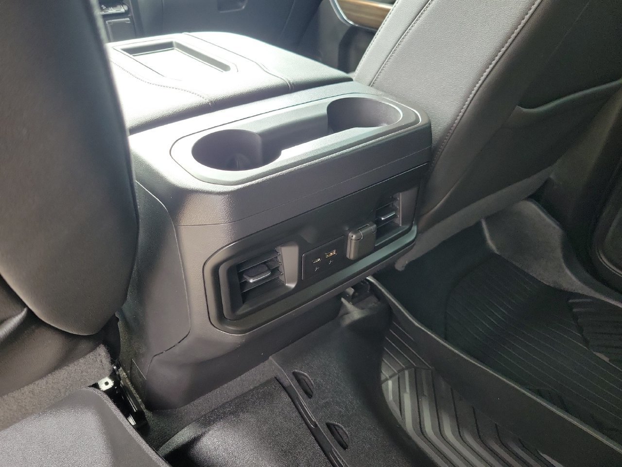 Certified 2022 Chevrolet Silverado 1500 LT Trail Boss w/ LT Trail Boss Premium Package AWD/4WD image 11