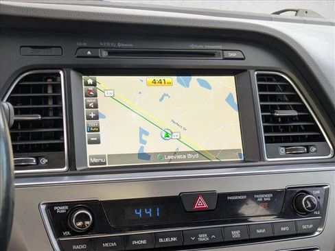 Used 2015 Hyundai Sonata Limited 2.0T image 13