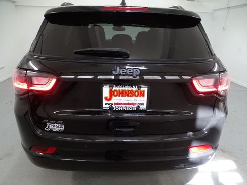 Certified 2024 Jeep Compass Limited w/ High Altitude Package AWD/4WD image 21