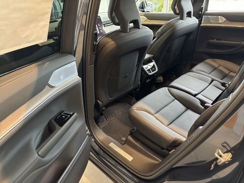 New 2025 Volvo EX90 Ultra image 11