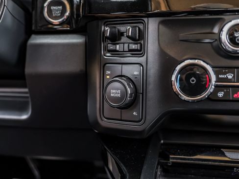 Used 2024 Ford F250 Lariat w/ Lariat Ultimate Package AWD/4WD image 66