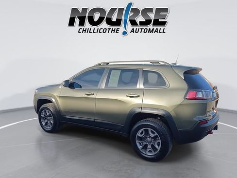 Used 2019 Jeep Cherokee Trailhawk image 6