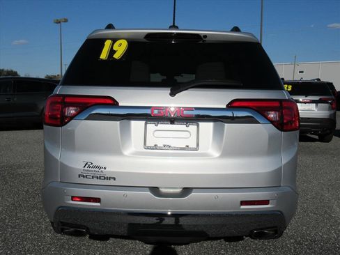 Used 2019 GMC Acadia Denali w/ Technology Package image 6