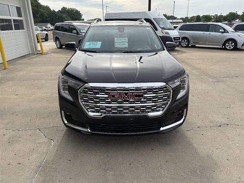 Used 2023 GMC Terrain Denali w/ Black Diamond Edition AWD/4WD image 21