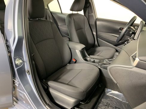 Used 2024 Toyota Corolla LE image 35