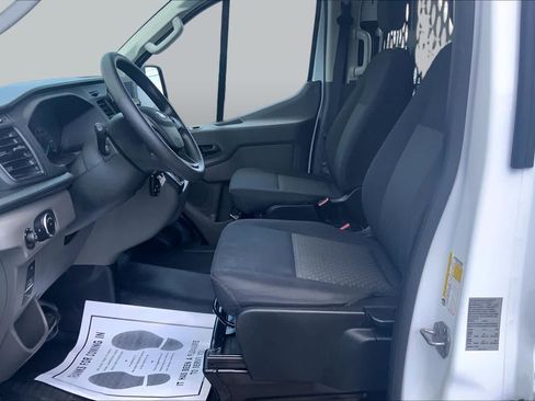 Certified 2025 Ford Transit 250 Low Roof w/ Exterior Upgrade Package RWD image 8