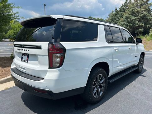 Used 2022 Chevrolet Suburban Z71 w/ Z71 Off-Road Package AWD/4WD image 22