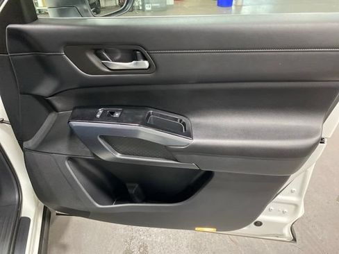 Certified 2022 Nissan Pathfinder SL AWD/4WD image 19