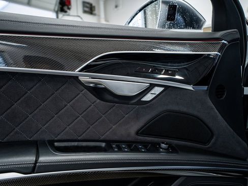 Used 2023 Audi S8 image 30