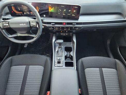 New 2026 Kia Sorento LX image 18