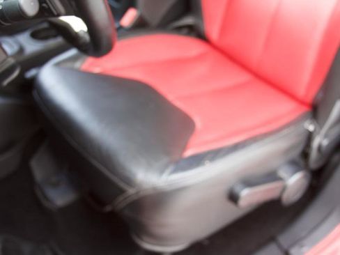 Used 2015 Jeep Wrangler Unlimited Sahara AWD/4WD image 27