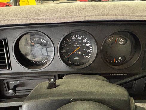 Used 1993 Dodge D/W Truck 250 RWD image 37