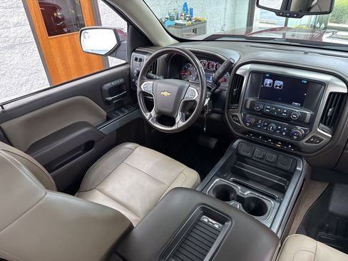 Used 2017 Chevrolet Silverado 1500 LTZ Z71 w/ LTZ Plus Package image 45