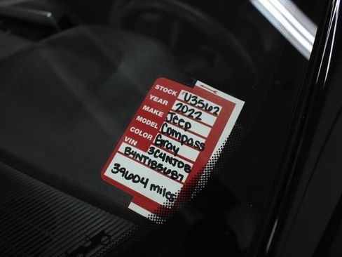 Used 2022 Jeep Compass Altitude image 40