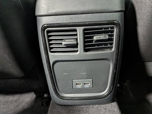 Used 2017 Chrysler 300 S AWD/4WD image 26