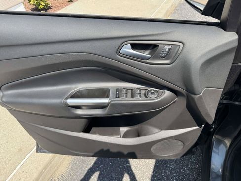 Used 2018 Ford Escape SEL AWD/4WD image 14