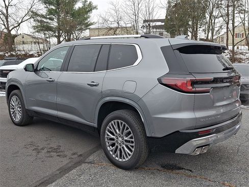 New 2026 GMC Acadia Denali w/ Super Cruise Package image 3