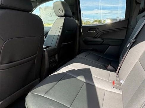 New 2026 GMC Canyon Elevation w/ Convenience Package image 15