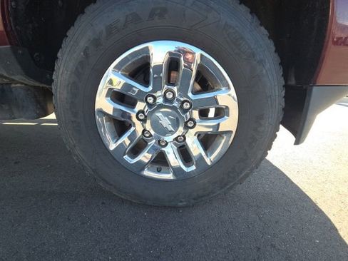 Used 2016 Chevrolet Silverado 3500 High Country w/ Duramax Plus Package AWD/4WD image 11