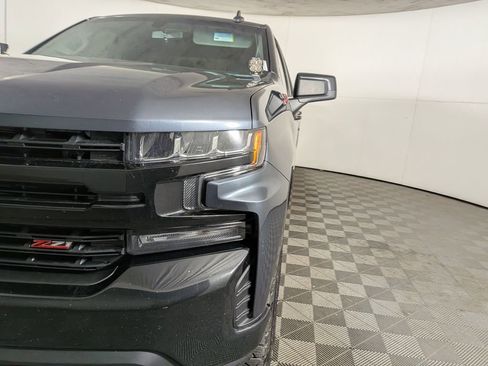 Used 2021 Chevrolet Silverado 1500 LT Trail Boss image 10