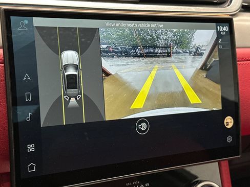 New 2025 Jaguar F-PACE R-Dynamic S image 19