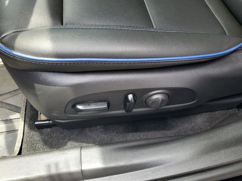 Used 2024 Buick Envista Sport Touring w/ Convenience I Package FWD image 20