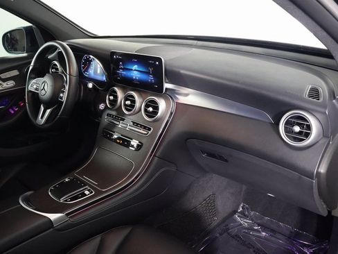 Used 2020 Mercedes-Benz GLC 300 4MATIC image 9