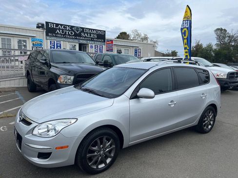 Used 2012 Hyundai Elantra w/ Preferred Pkg FWD image 4