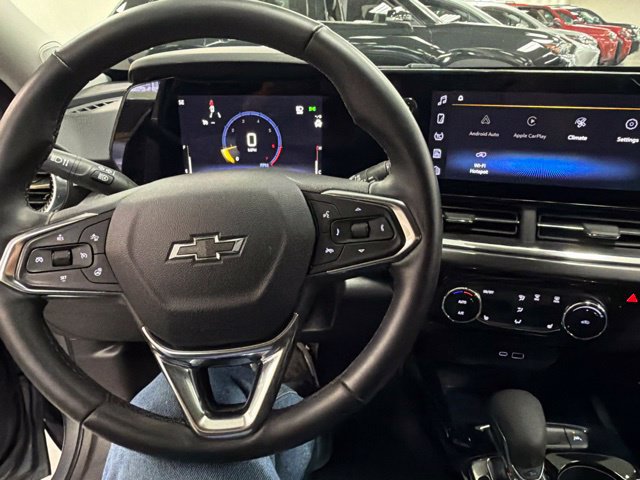 Used 2025 Chevrolet Trax ACTIV w/ Driver Confidence Package FWD image 17