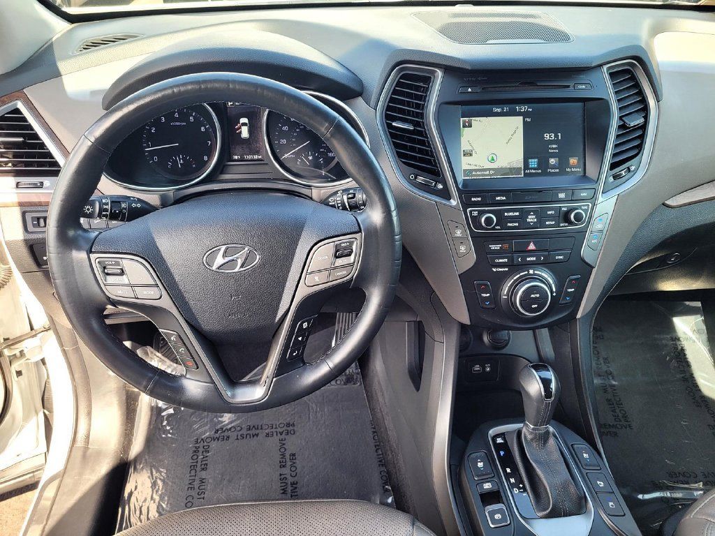 Used 2018 Hyundai Santa Fe Sport w/ 2.0T Ultimate Tech Package 05 AWD/4WD image 9