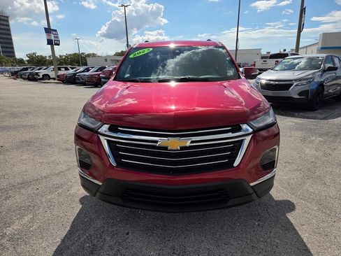 Used 2023 Chevrolet Traverse LT FWD image 18