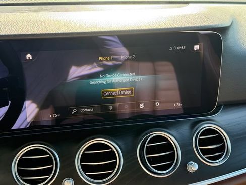 Used 2023 Mercedes-Benz E 450 4MATIC Sedan image 24