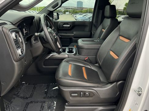 Used 2022 GMC Sierra 1500 AT4 w/ AT4 Premium Package AWD/4WD image 23