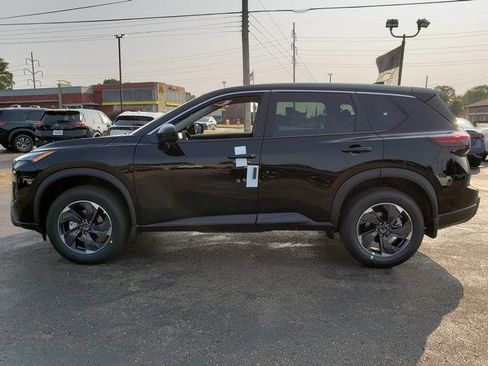 New 2026 Nissan Rogue SV image 3