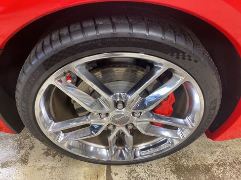 Certified 2016 Chevrolet Corvette Stingray Coupe w/ 2LT Preferred Equipment Group RWD image 11