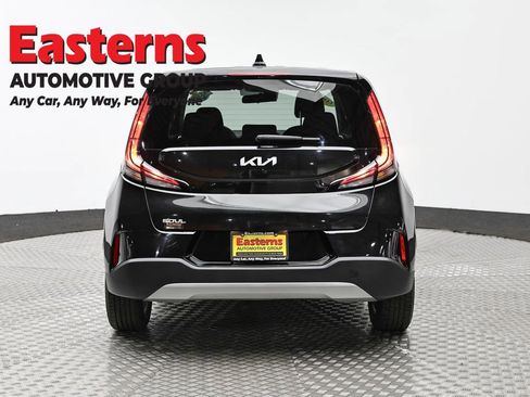 Used 2024 Kia Soul LX w/ Option Group 015 image 6