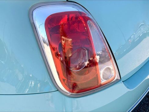 Used 2017 FIAT 500 Lounge image 27