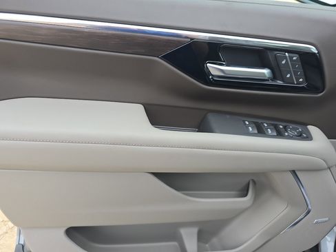 New 2026 Chevrolet Tahoe Z71 image 19