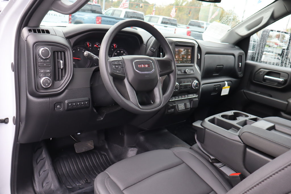 Used 2026 GMC Sierra 2500 Pro w/ Convenience Package AWD/4WD image 6
