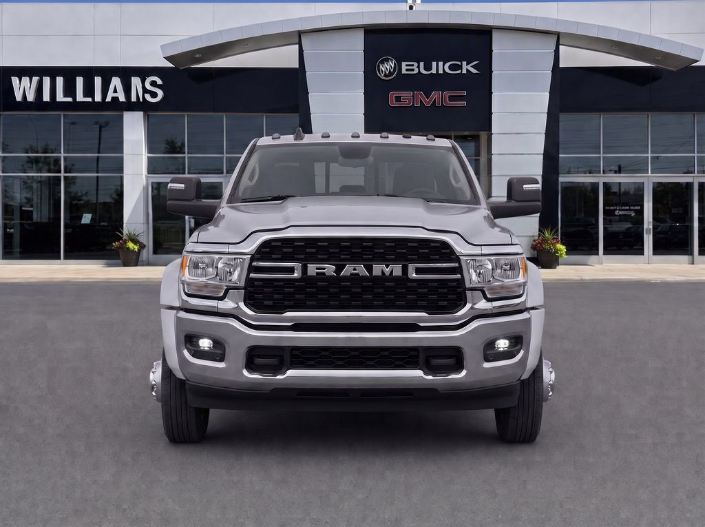 Used 2024 RAM 3500 Big Horn AWD/4WD image 2