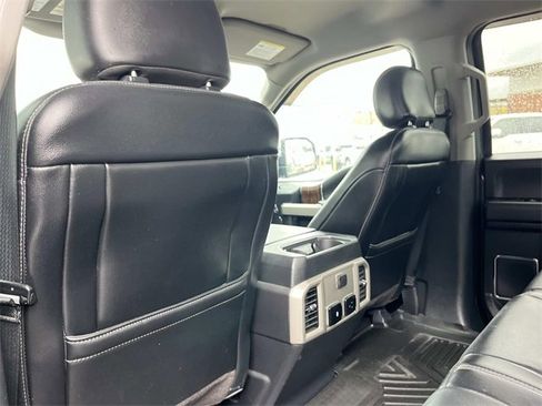 Used 2019 Ford F150 Lariat image 19