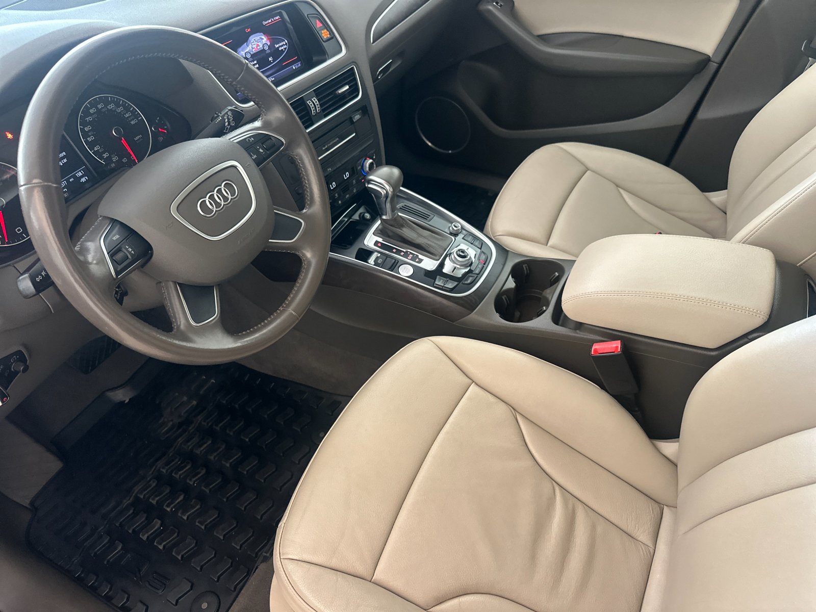 Used 2017 Audi Q5 2.0T Premium Plus w/ Technology Package AWD/4WD image 10