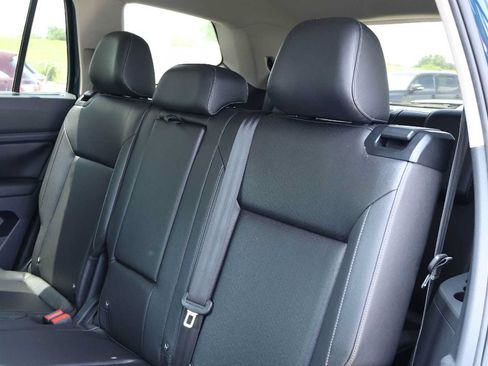 Used 2018 Volkswagen Atlas SE FWD image 13