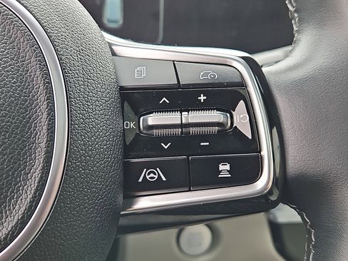 Used 2025 Kia Sorento SX Prestige image 10