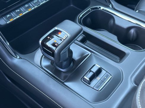 Used 2024 GMC Sierra 1500 AT4X image 24