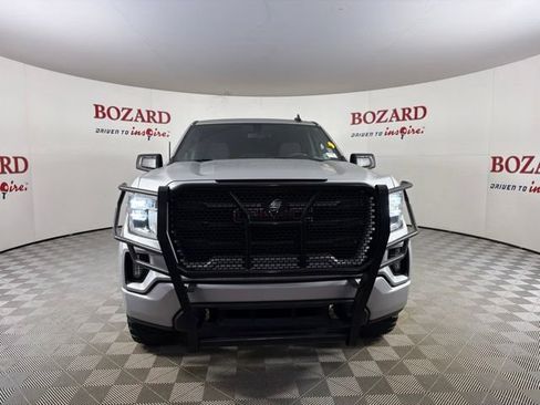 Used 2020 GMC Sierra 1500 Elevation w/ Elevation Value Package AWD/4WD image 2