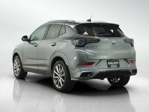 Used 2025 Buick Encore GX Avenir w/ Avenir Technology Package AWD/4WD image 3