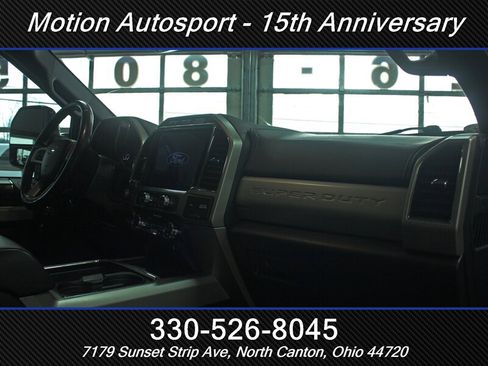 Used 2022 Ford F250 Lariat w/ Black Appearance Package AWD/4WD image 36