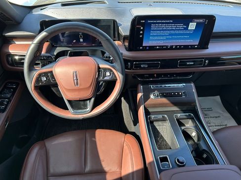 Used 2025 Lincoln Aviator Reserve w/ Jet Appearance Package AWD/4WD image 19