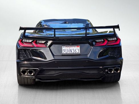 Used 2021 Chevrolet Corvette Stingray Premium Cpe w/ Z51 Performance Package RWD image 5